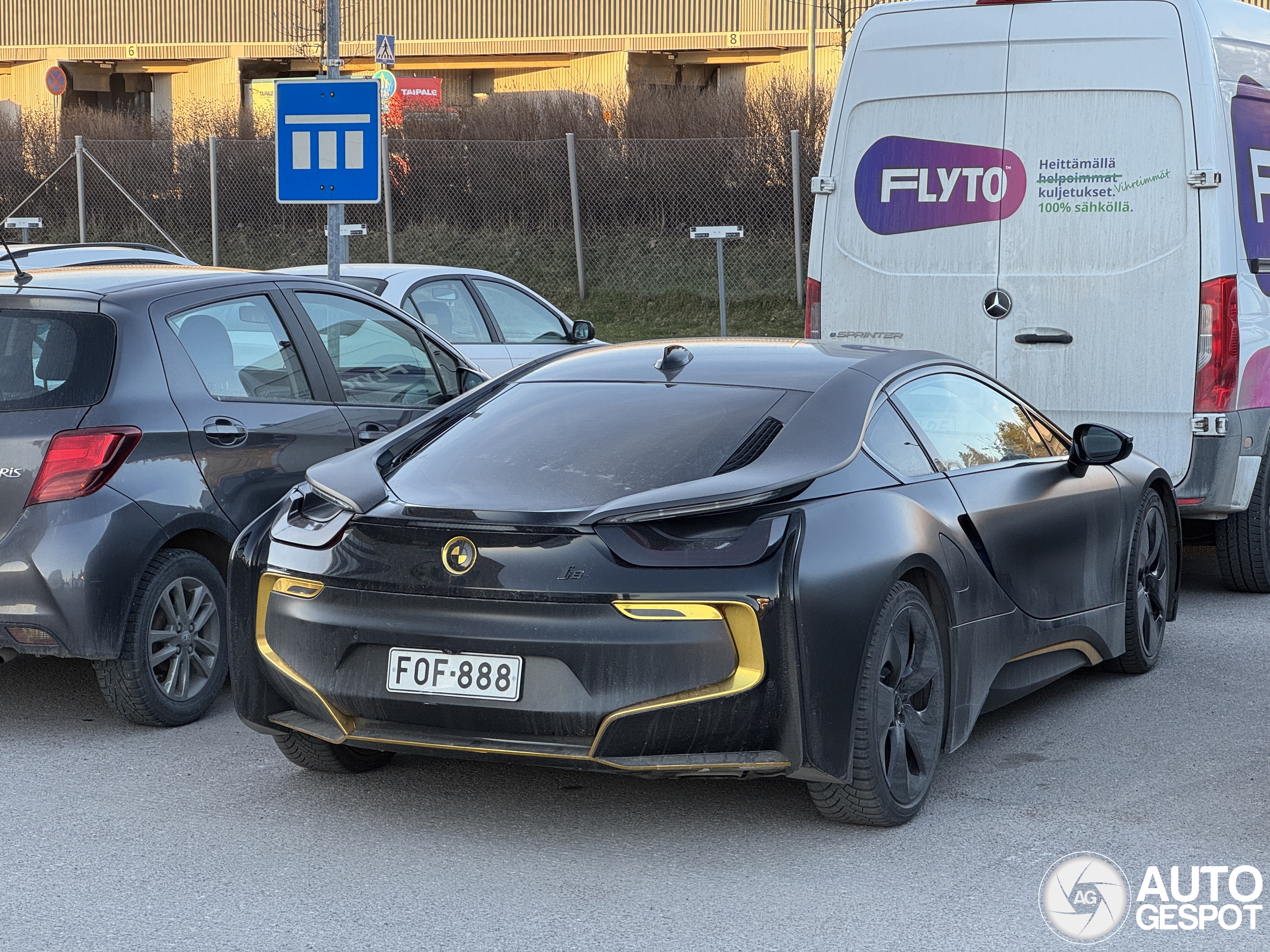 BMW i8