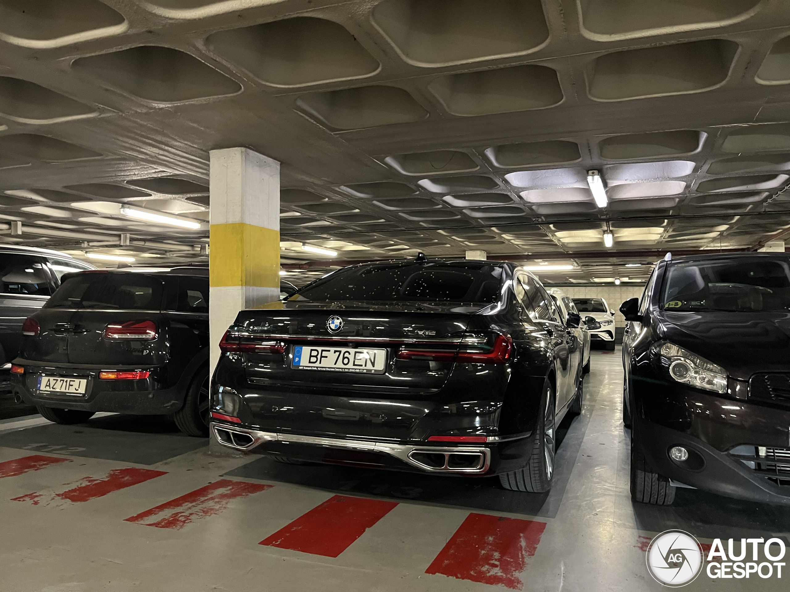 BMW M760Li xDrive 2019