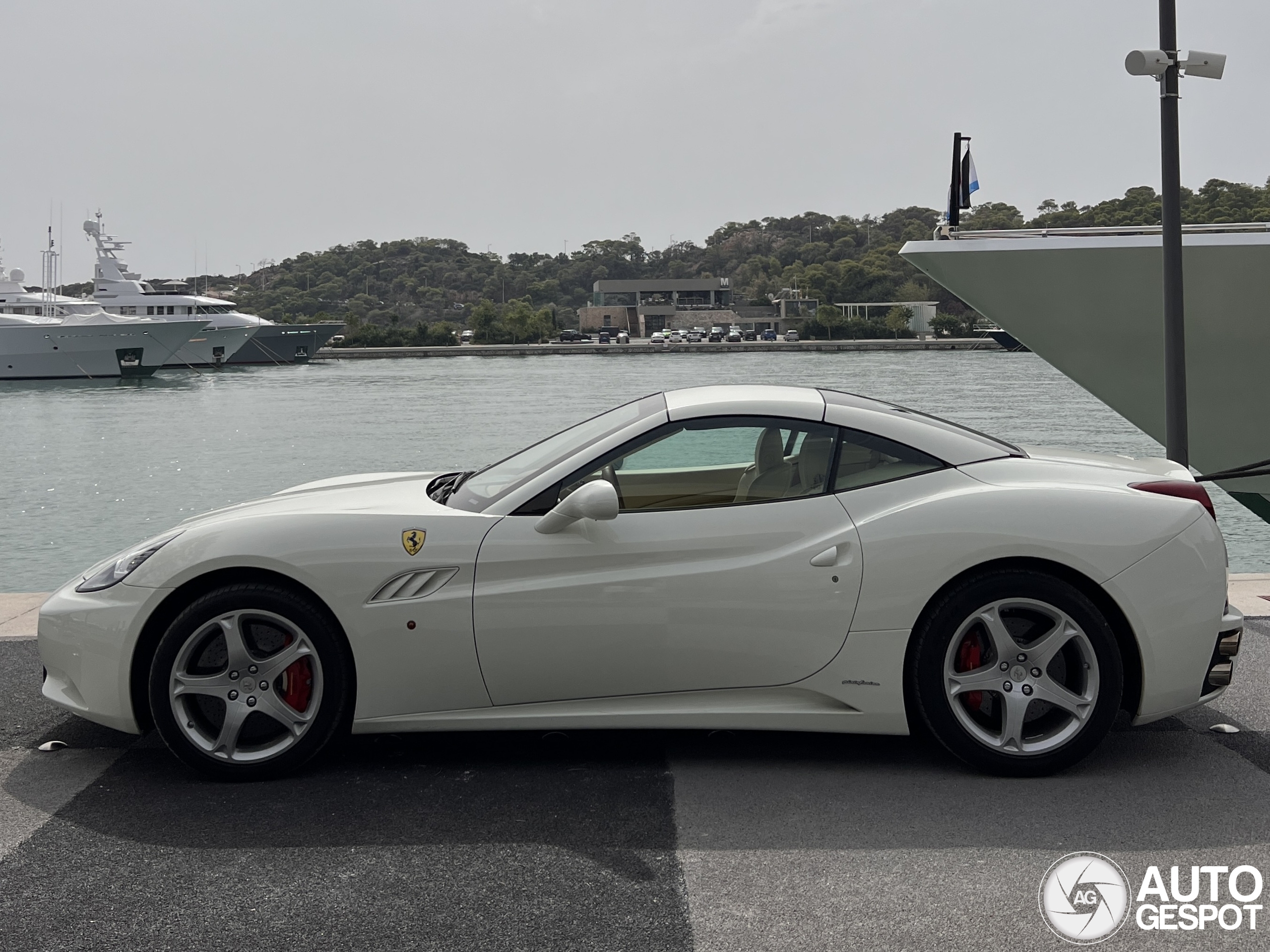 Ferrari California