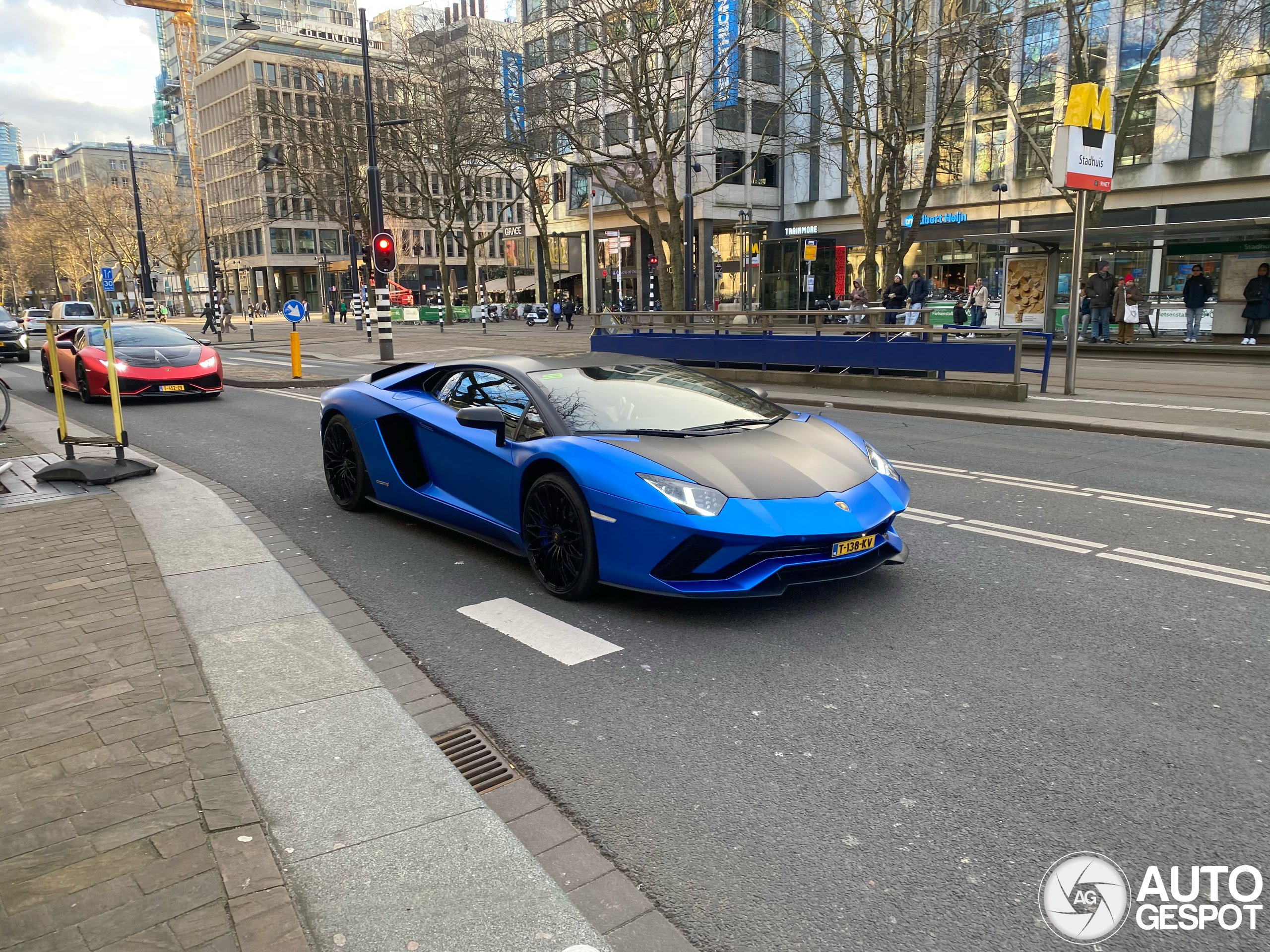 Lamborghini Aventador S LP740-4