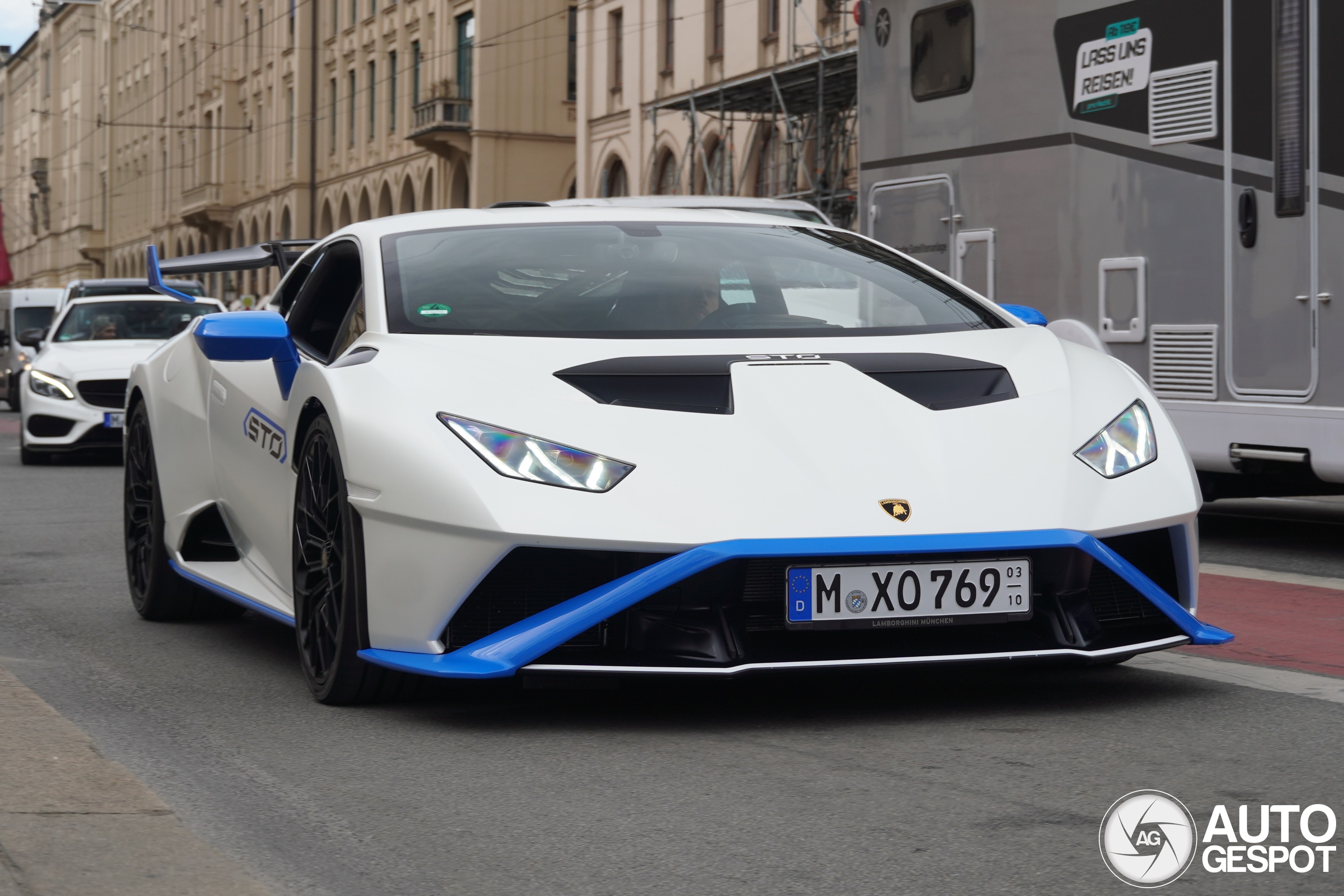 Lamborghini Huracán LP640-2 STO