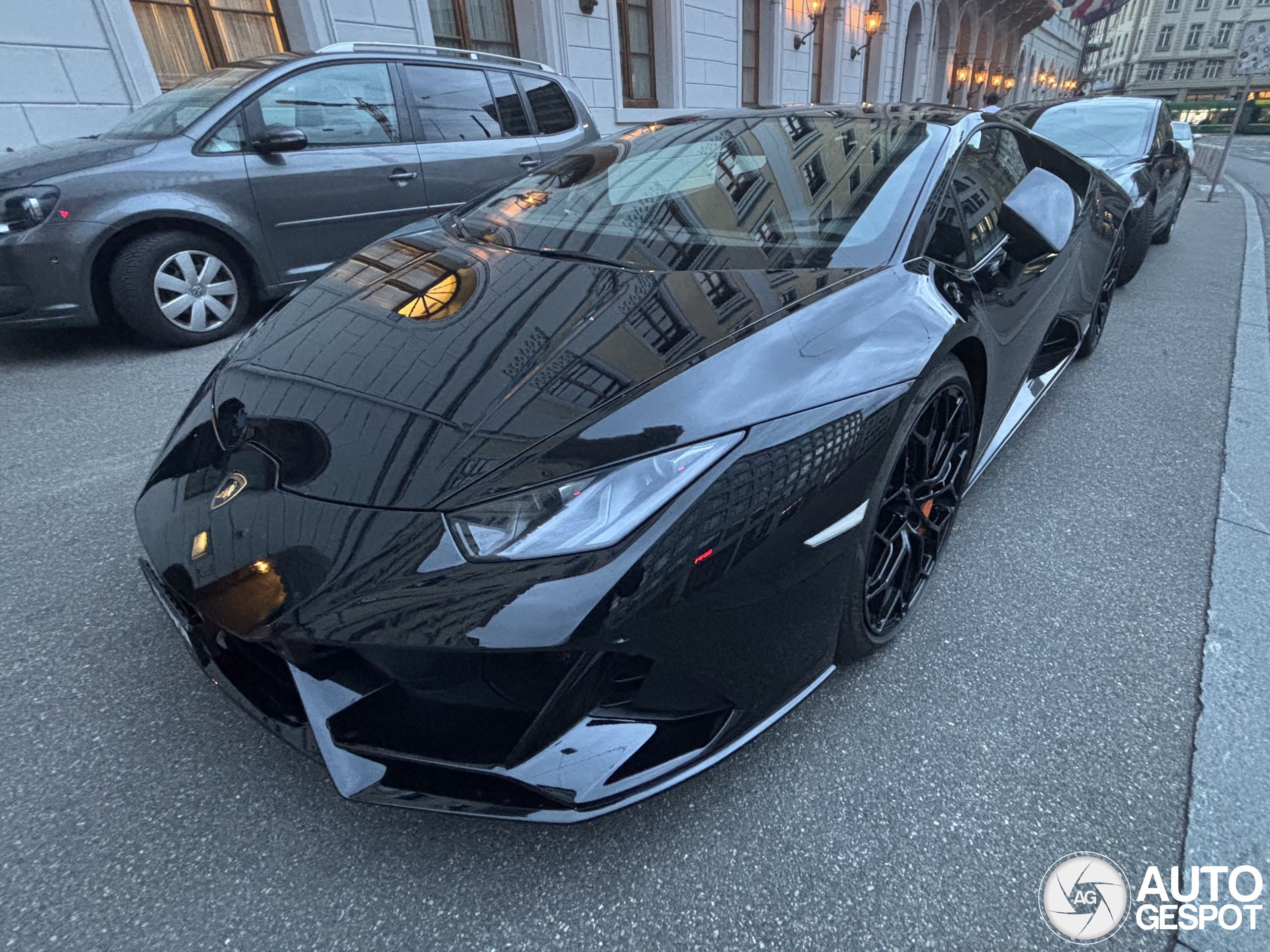 Lamborghini Huracán LP640-4 EVO