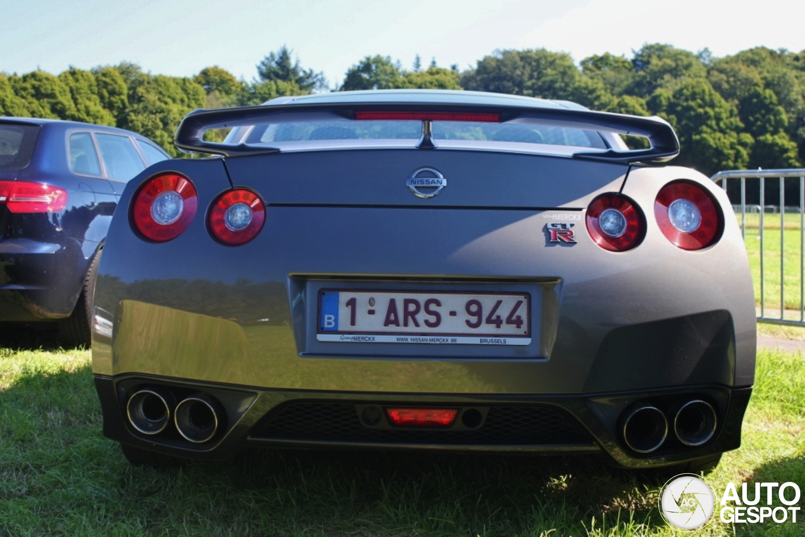 Nissan GT-R