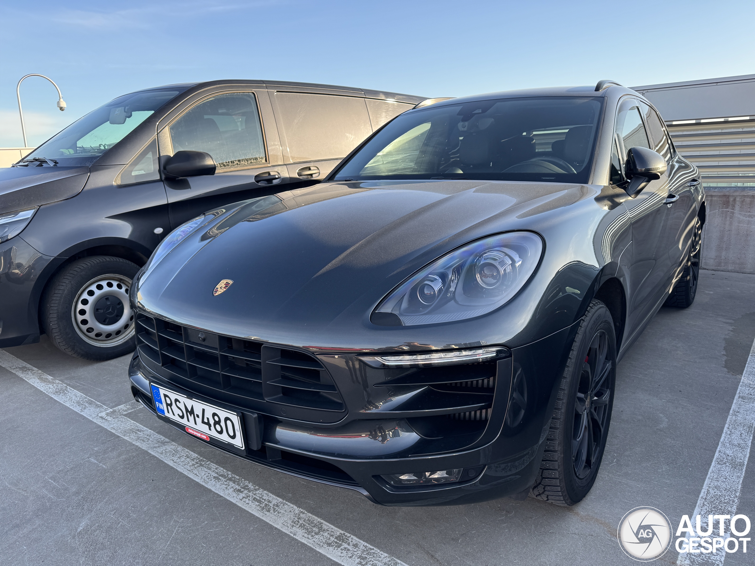 Porsche 95B Macan GTS