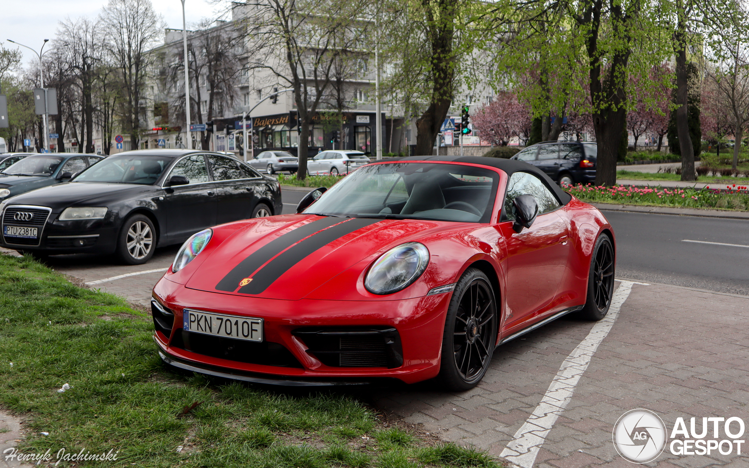 Porsche 992 Carrera 4 GTS Cabriolet