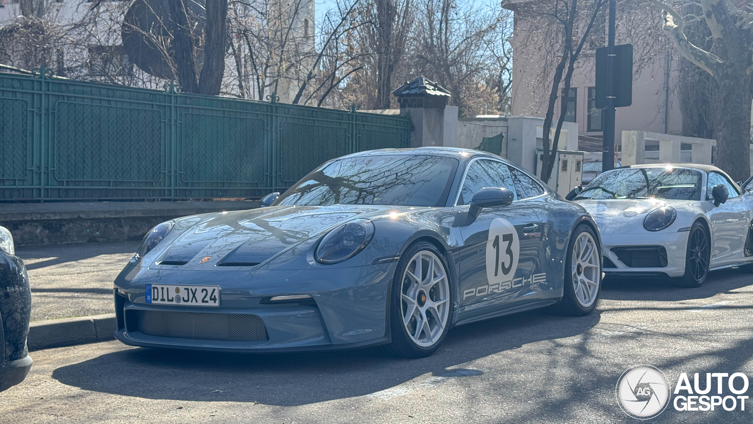 Porsche 992 S/T