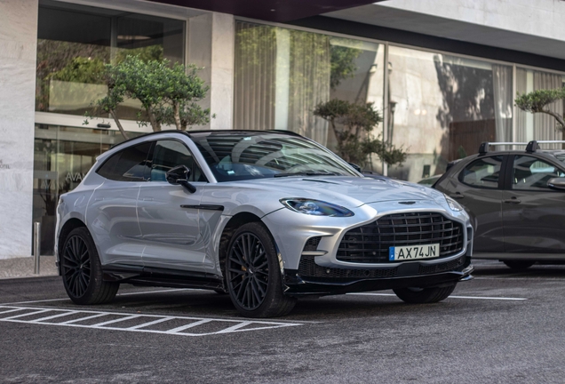 Aston Martin DBX707