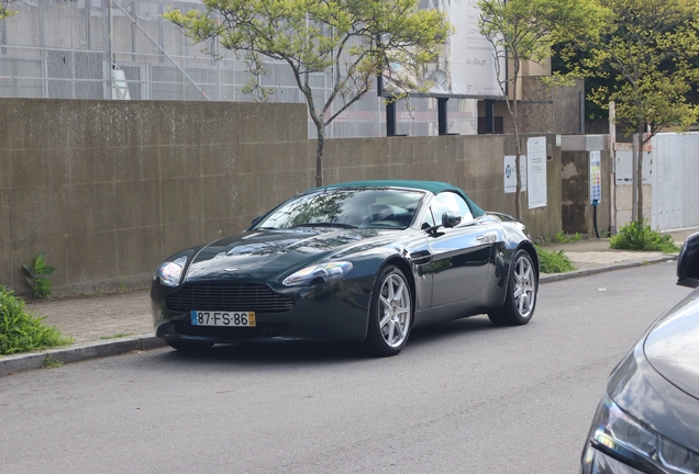 Aston Martin V8 Vantage Roadster