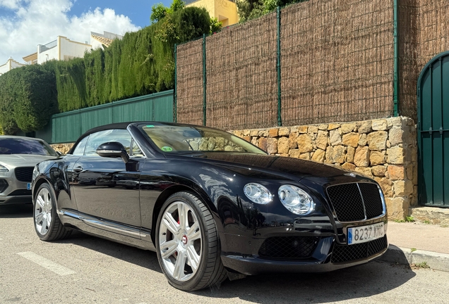 Bentley Continental GTC V8