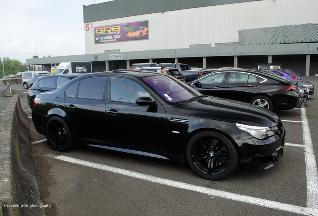 BMW M5 E60 2005