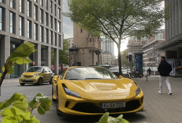 Ferrari F8 Spider