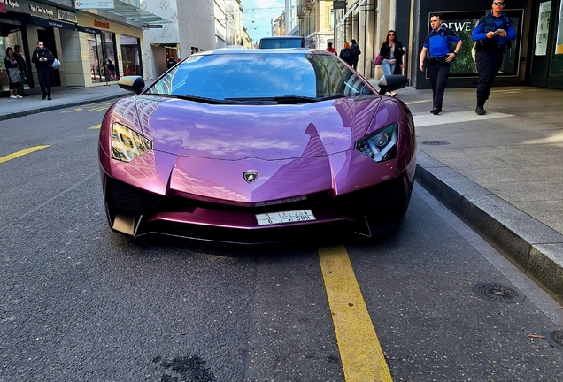 Lamborghini Aventador LP750-4 SuperVeloce