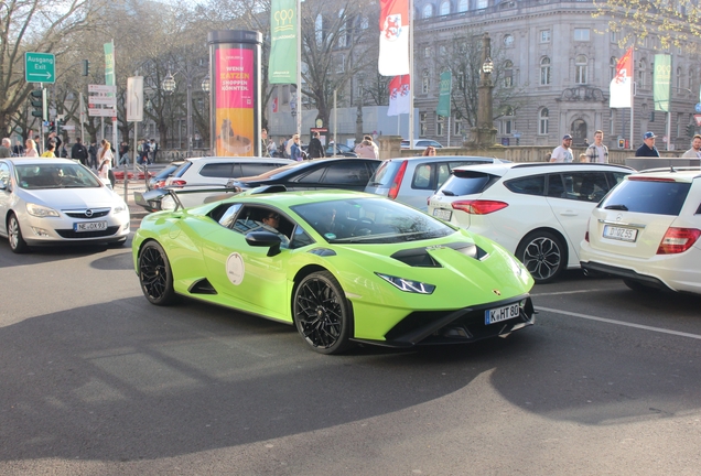 Lamborghini Huracán LP640-2 STO