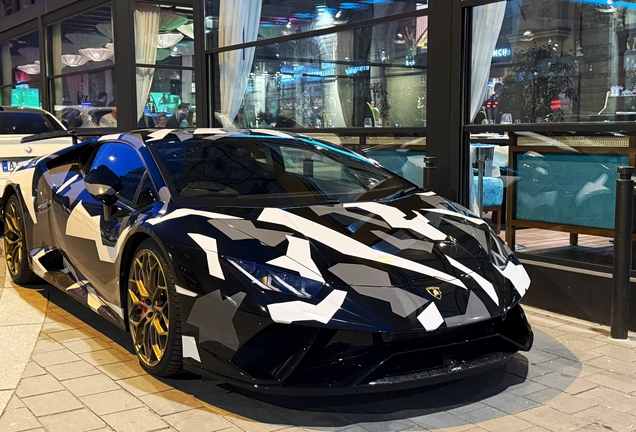 Lamborghini Huracán LP640-4 Performante