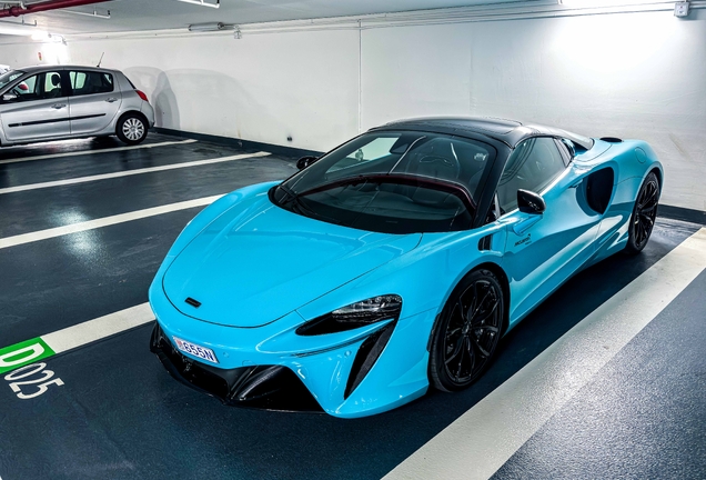 McLaren Artura Spider