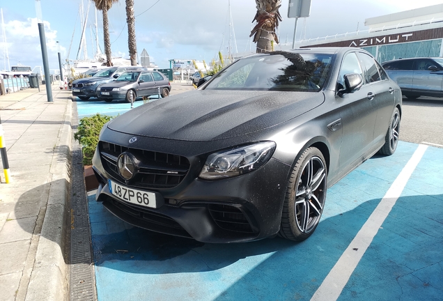 Mercedes-AMG E 63 S W213