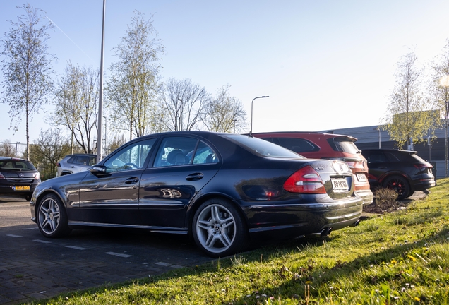 Mercedes-Benz E 55 AMG