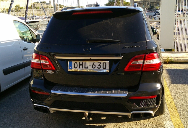 Mercedes-Benz ML 63 AMG W166