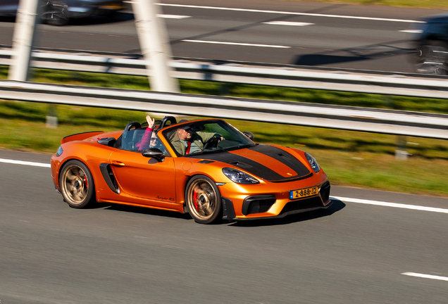 Porsche 718 Spyder RS Weissach Package