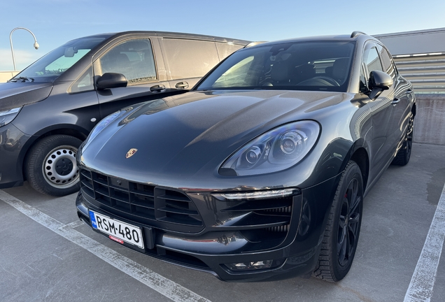 Porsche 95B Macan GTS