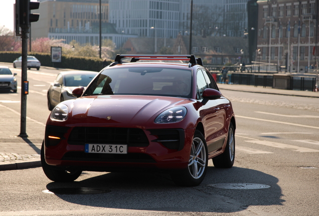 Porsche 95B Macan GTS MkII