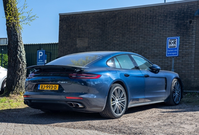 Porsche 971 Panamera Turbo