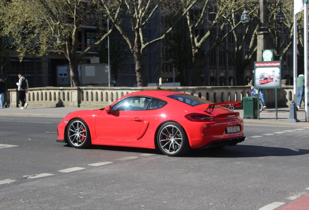 Porsche 981 Cayman GT4