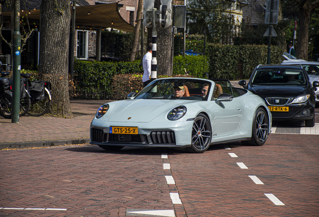 Porsche 992 Carrera 4 GTS Cabriolet MkII
