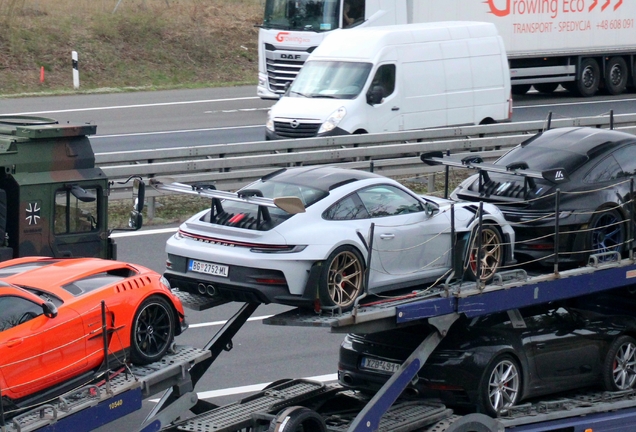 Porsche 992 GT3 RS Weissach Package