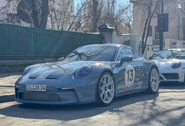 Porsche 992 S/T