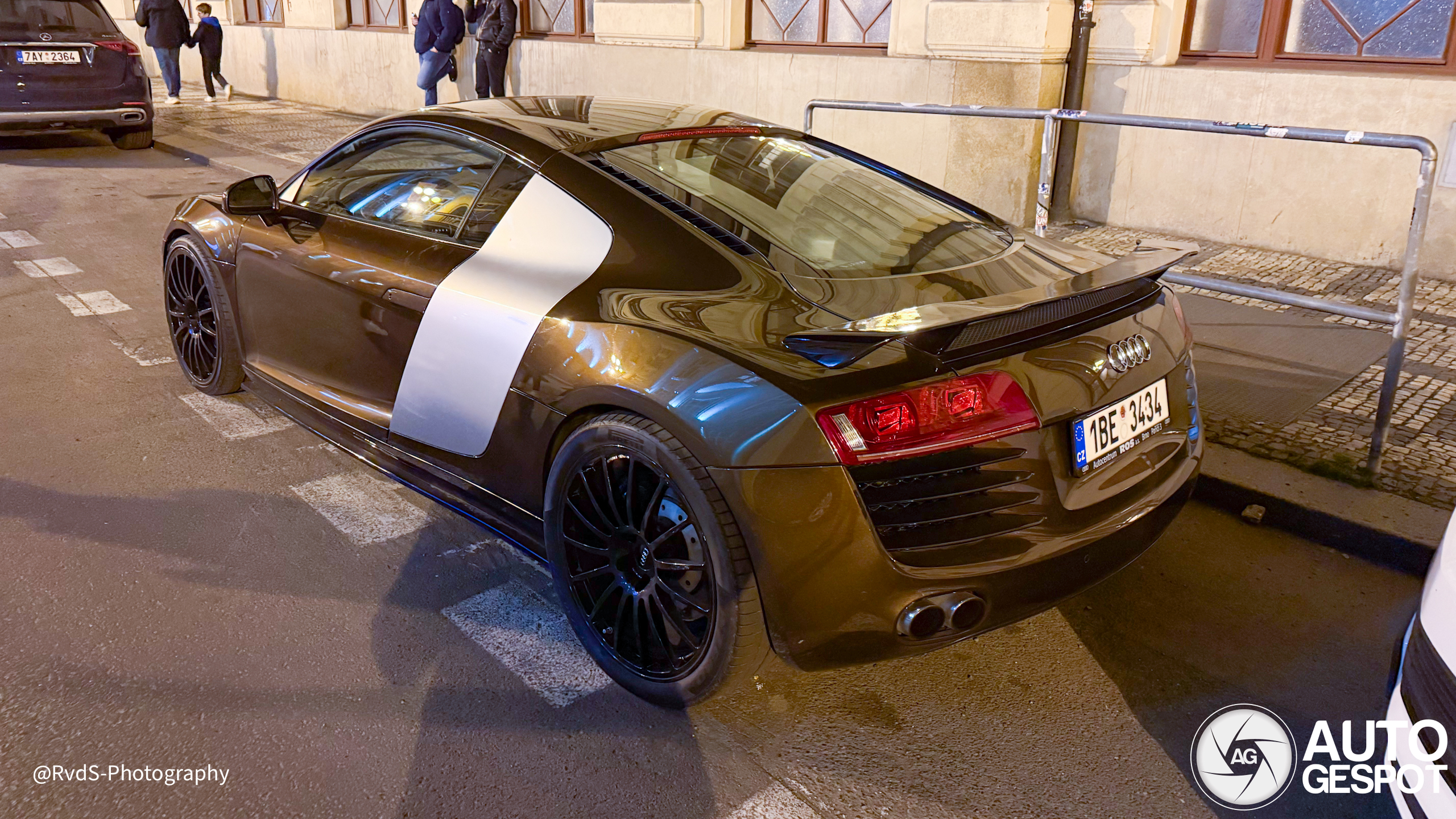 Audi R8