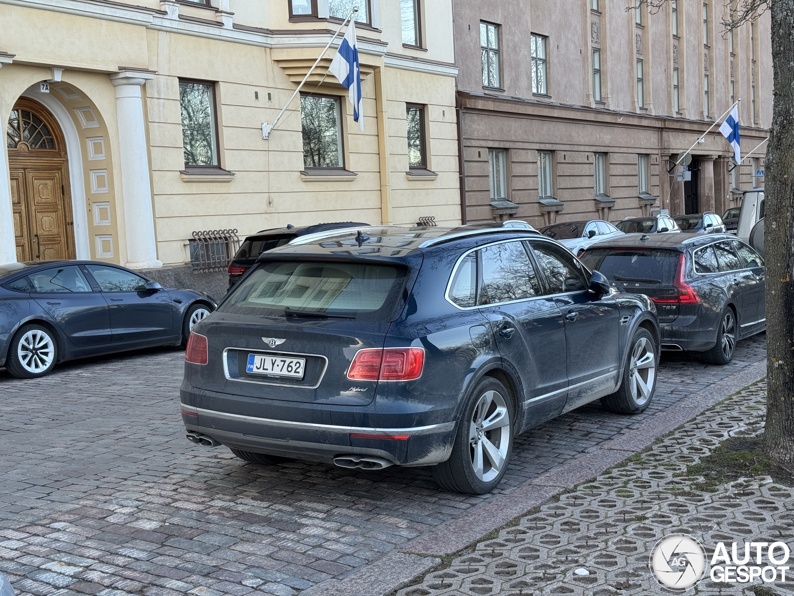 Bentley Bentayga Hybrid