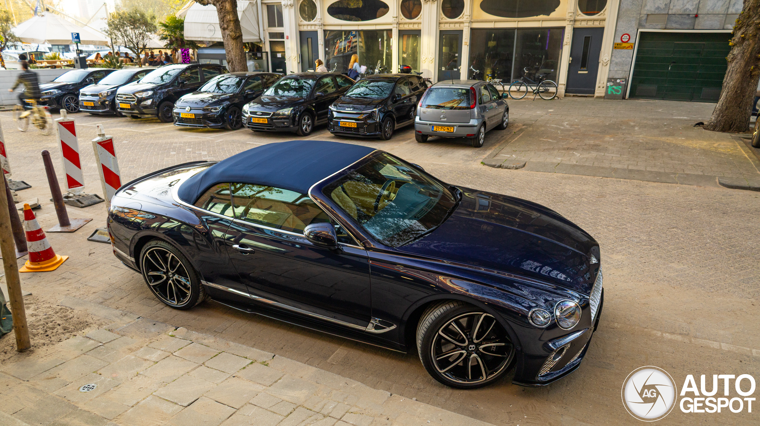 Bentley Continental GTC V8 2020