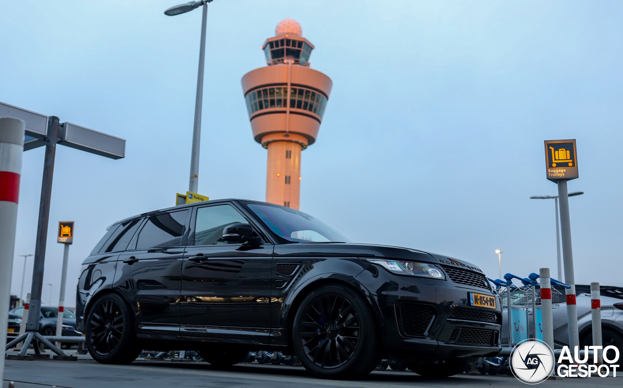 Land Rover Range Rover Sport SVR