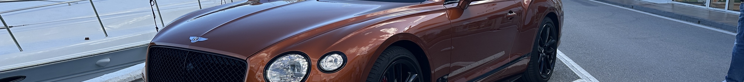 Bentley Continental GTC 2019