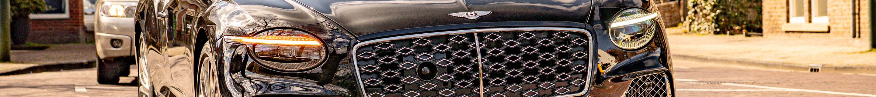 Bentley Continental GTC Mulliner 2025