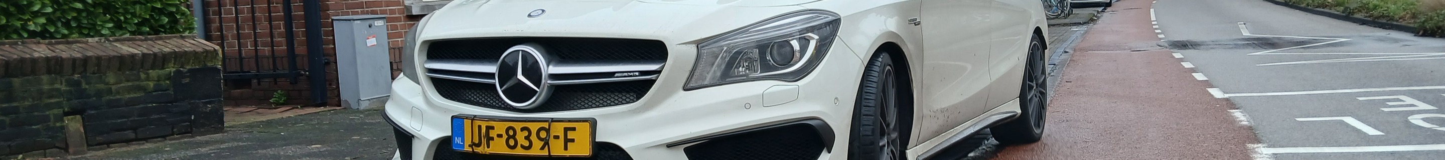 Mercedes-Benz CLA 45 AMG C117