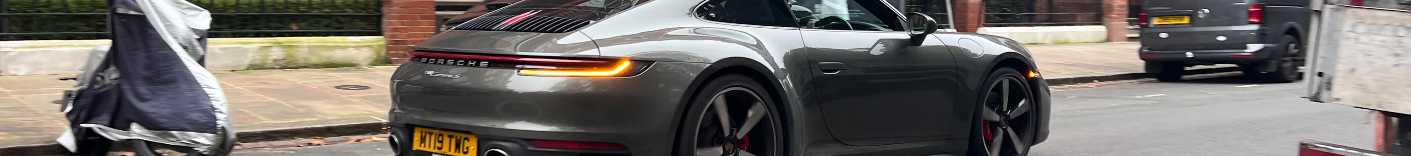 Porsche 992 Carrera S
