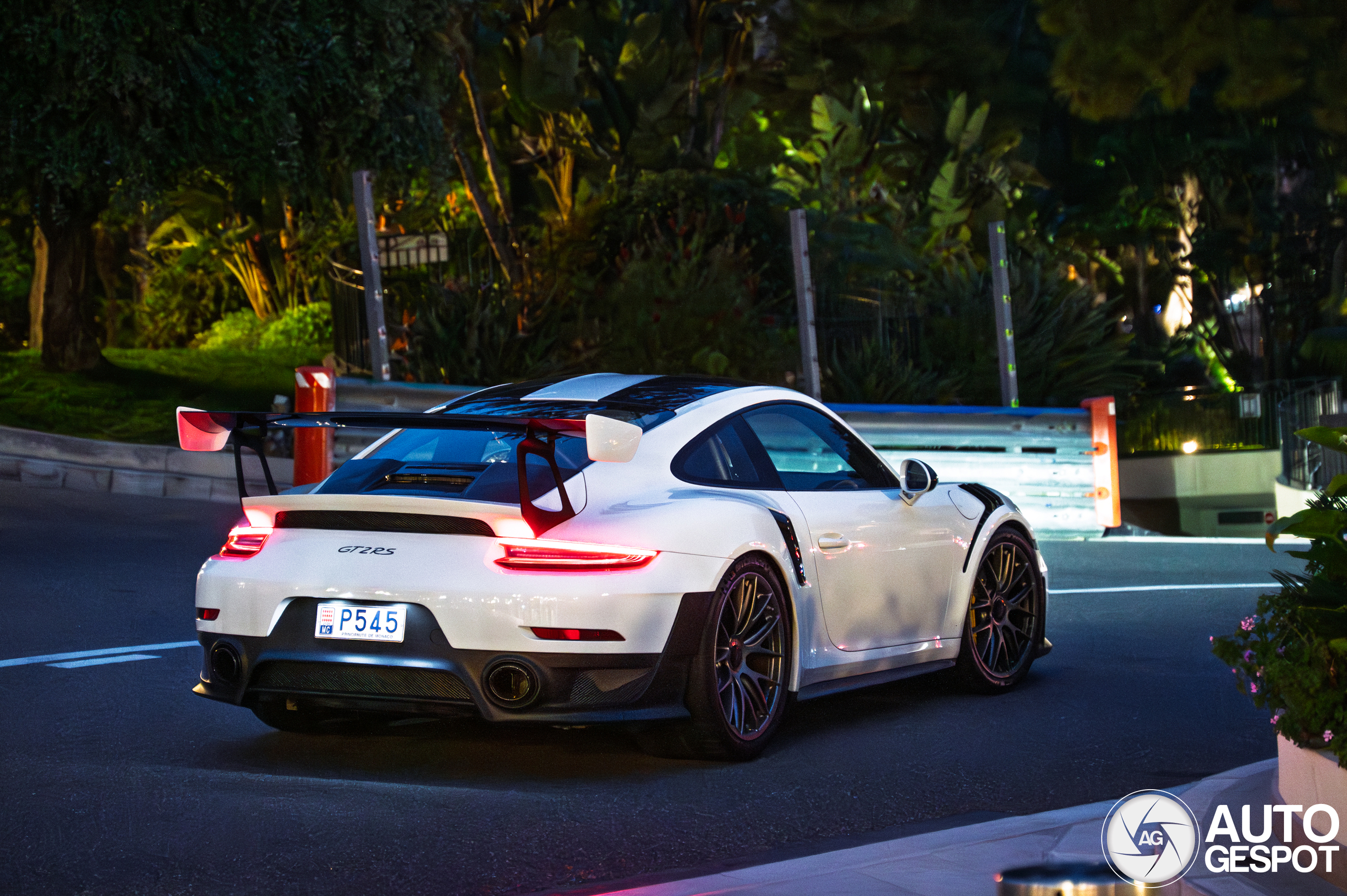 Porsche 991 GT2 RS Weissach Package
