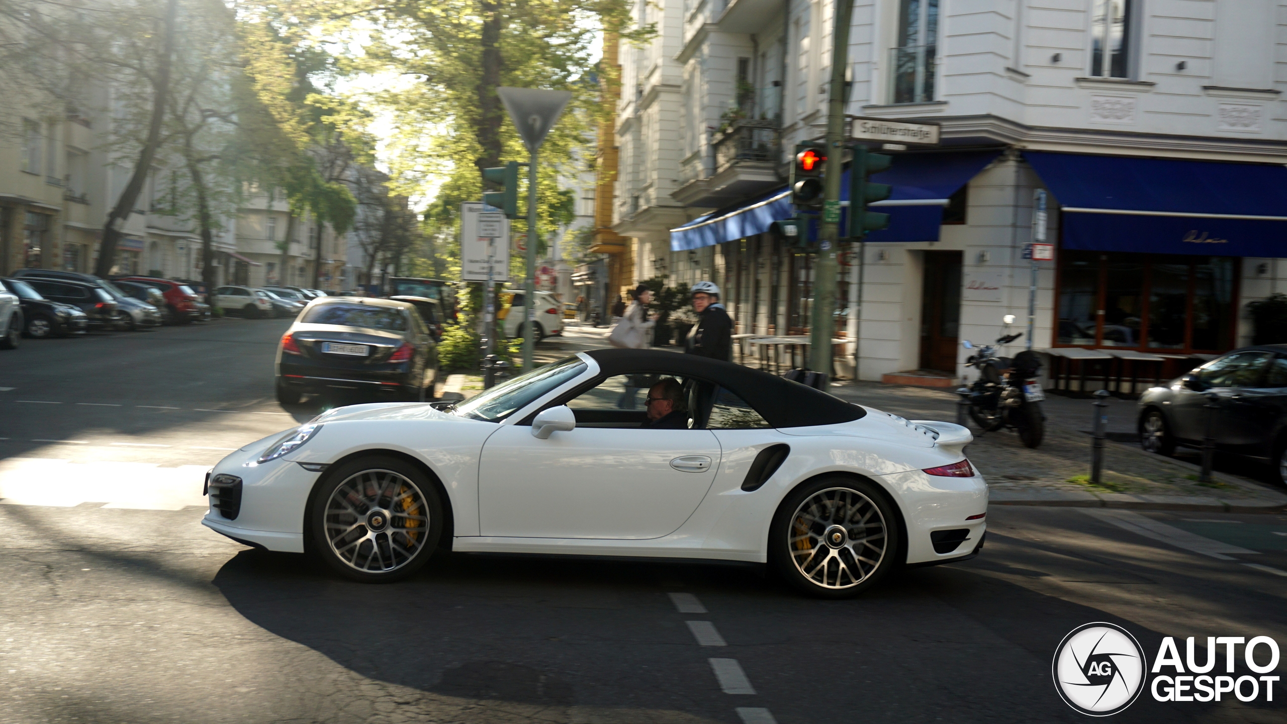Porsche 991 Turbo S Cabriolet MkI