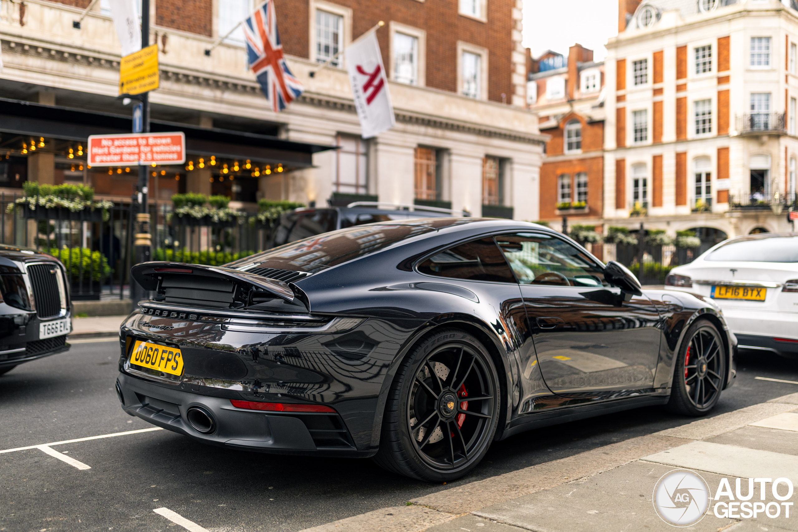 Porsche 992 Carrera GTS