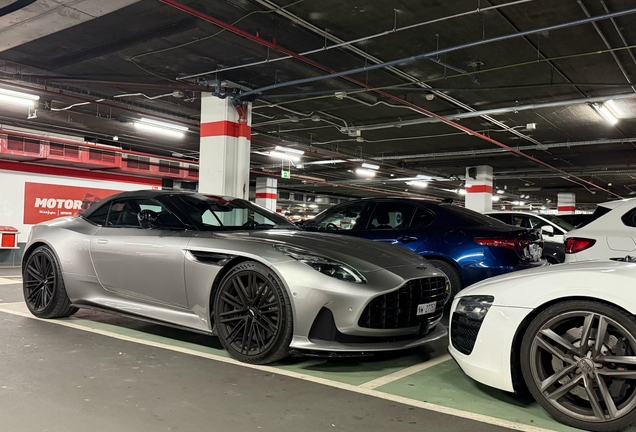 Aston Martin DB12 Volante