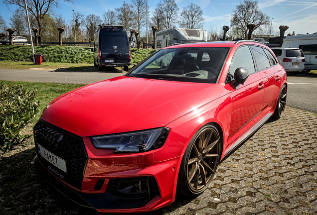 Audi RS4 Avant B9