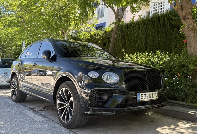 Bentley Bentayga V8 2021