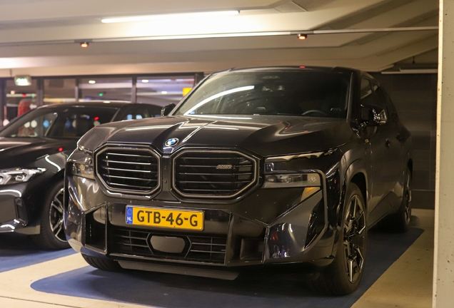 BMW XM G09