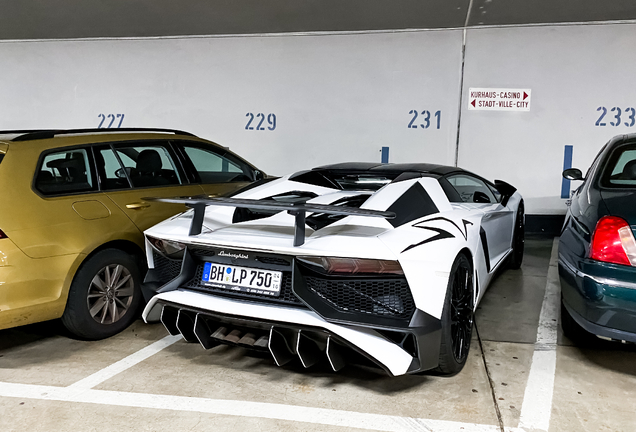 Lamborghini Aventador LP750-4 SuperVeloce Roadster