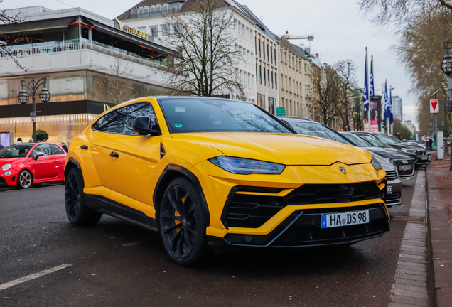 Lamborghini Urus