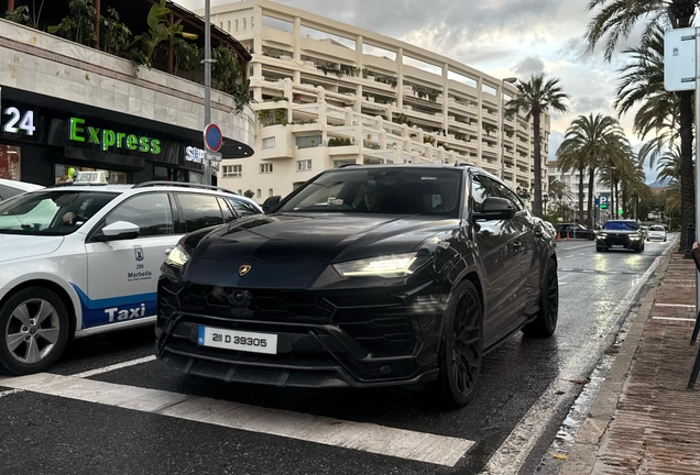 Lamborghini Urus Nero Design