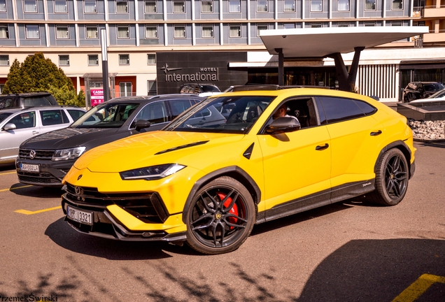 Lamborghini Urus Performante