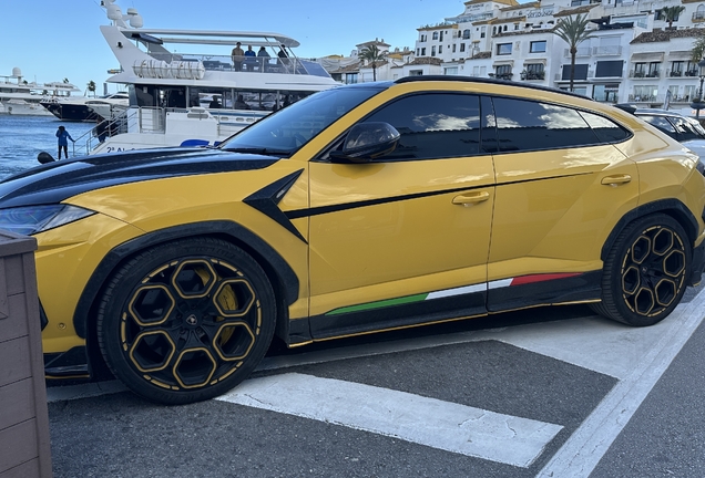 Lamborghini Urus Topcar Design